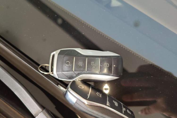 Used BYD Han 2020 EV Long-Range Luxury Model Vehicle Key