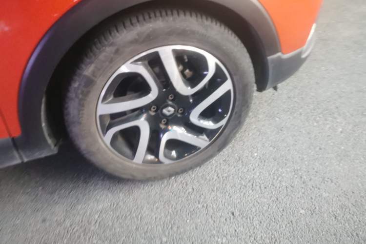 Used Renault Captur 2015 1.2T Automatic Luxury First Edition