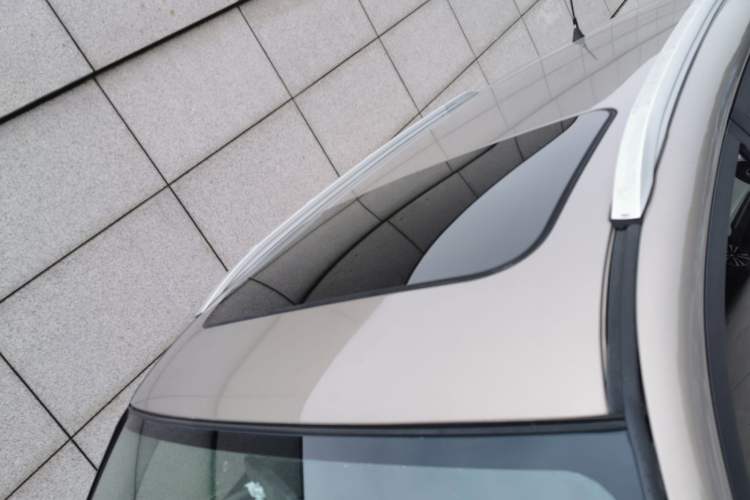 Used Chery Tiggo 3 2015 1.6L CVT ZhiShang Commemorative Edition
