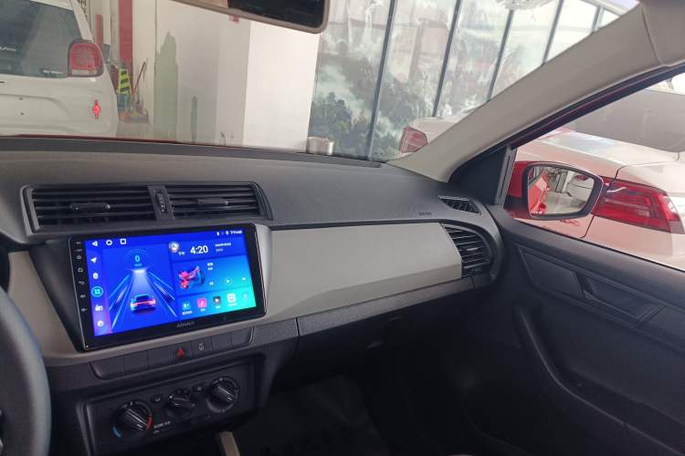 Used Skoda Fabia 2016 1.4L Automatic Car Enjoy Edition