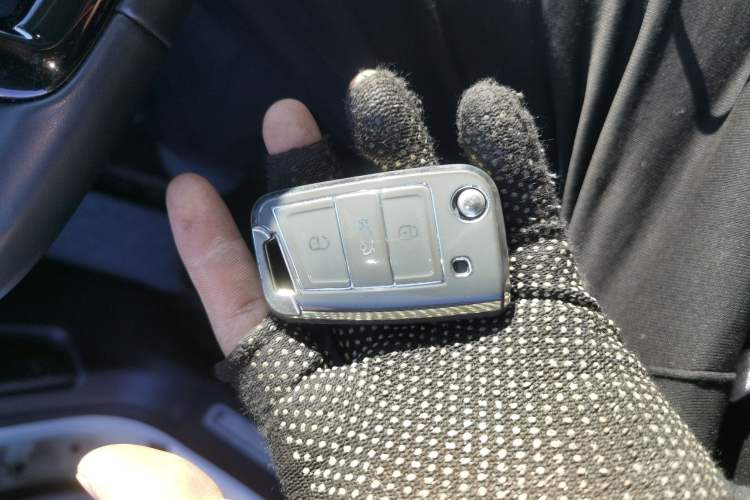 Used Volkswagen Tayron 2021 330TSI Two-Wheel Drive 30th Anniversary Edition Interior 1