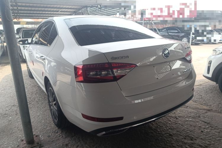 Used Skoda Octavia 2018 1.6L Automatic Luxury Edition
