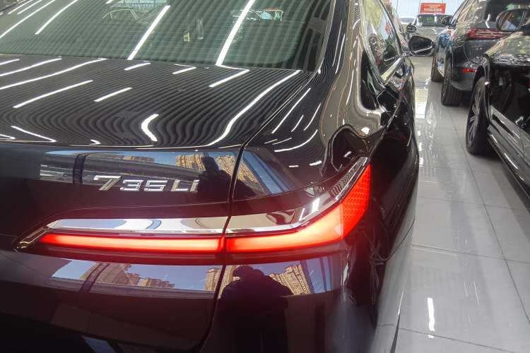 Used BMW 7 Series 2023 735Li M Sport Package