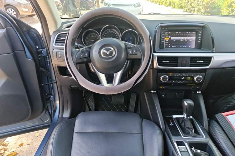 Used Mazda CX-5 2015 2.0L Automatic 4x4 Luxury Edition
