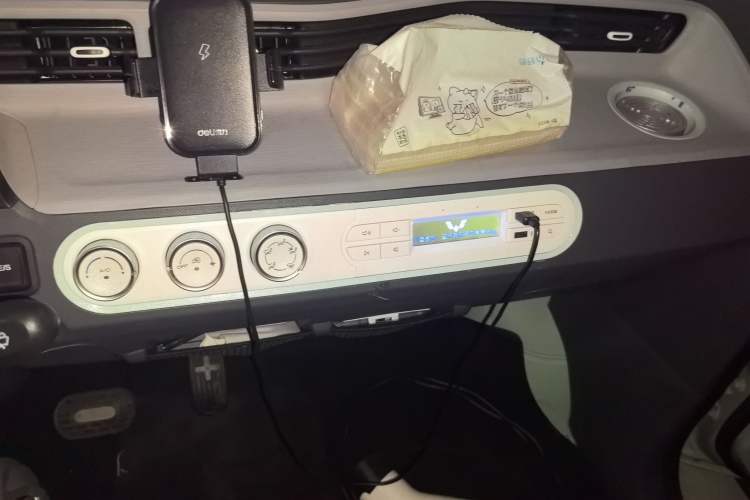 Used Wuling Hongguang MINIEV 2021 Macaron Fashion Model Lithium Iron Phosphate
