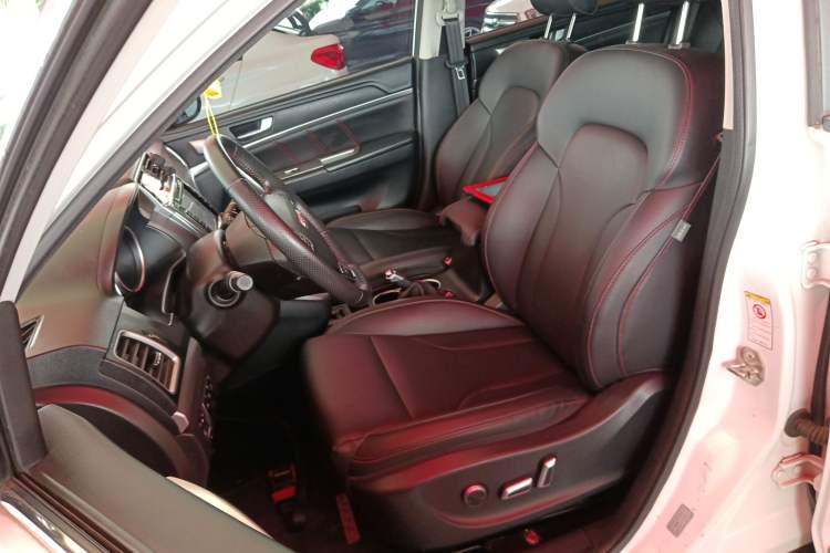 Used Haval H6 2015 Sport Edition 1.5T Automatic Two-Wheel Drive Luxury Model