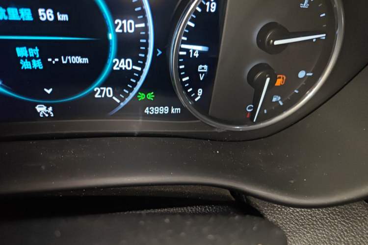 Used Buick Envision 2019 28T Four-Wheel Drive Luxury Version China V Standard Odometer Close Up