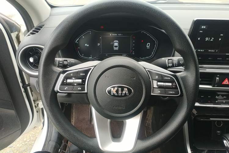 Used Kia K3 2020 1.5L CVT Fashion Edition Steering Wheel