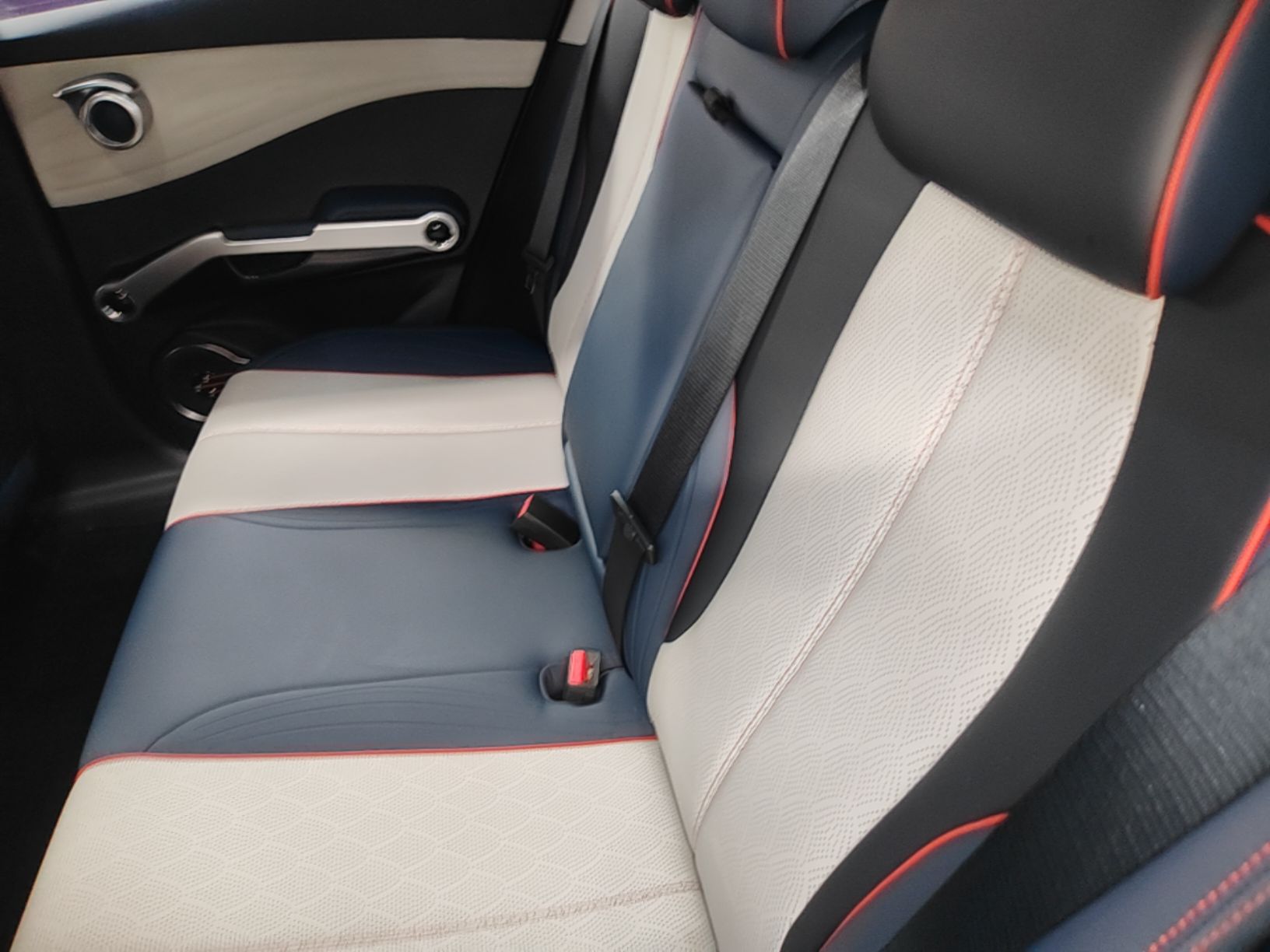 BYD Yuan PLUS 2022 430 km Luxury Version - Luxury — снимка 20