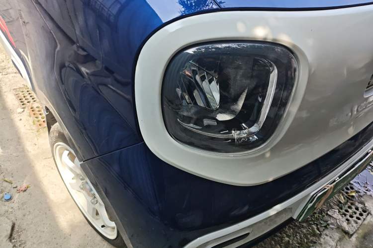 Used Bestune Pony 2025 222km Range Agile Horse Right Front Headlight