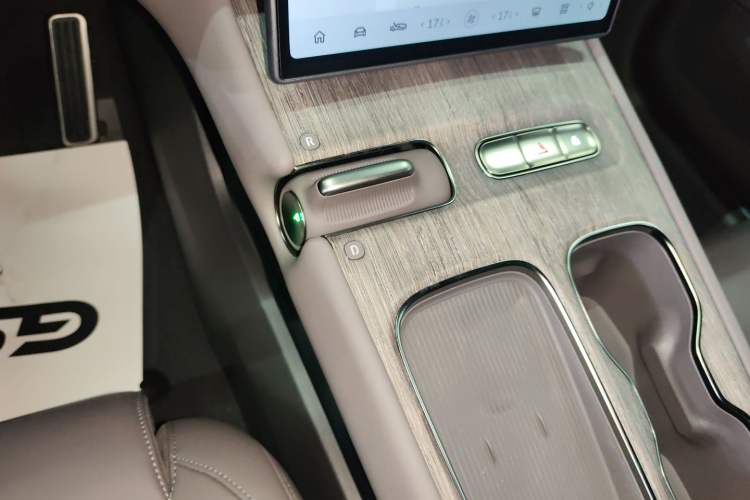 Used Nio ET7 2024 75 kWh Executive Edition
