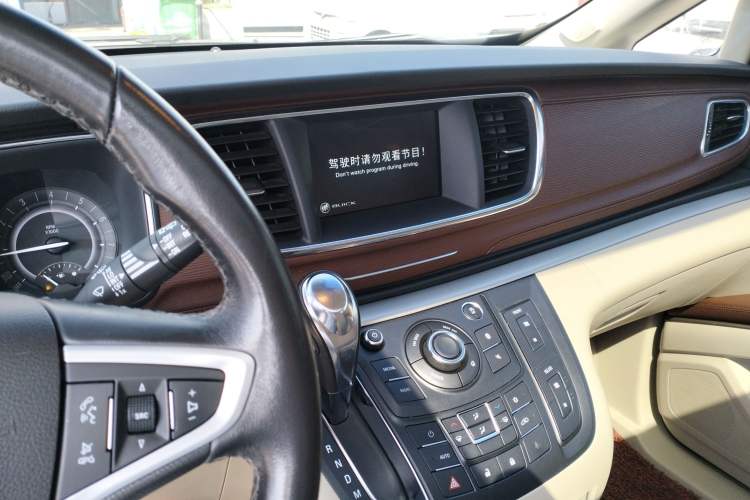 Used Buick GL8 2017 25S Luxury Version China V Standard