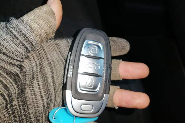 Used Hongqi E-QM5 2021 Online Booking Charging T3 Edition 5-Seater
