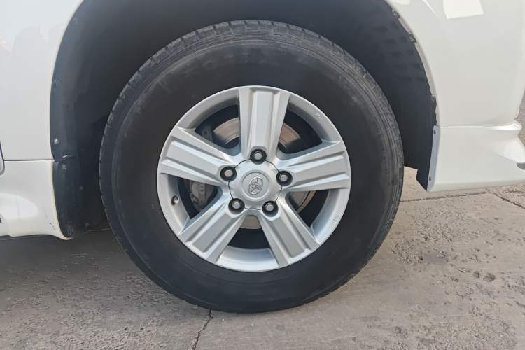 Used Toyota Land Cruiser 2010 4000 Middle East Edition
