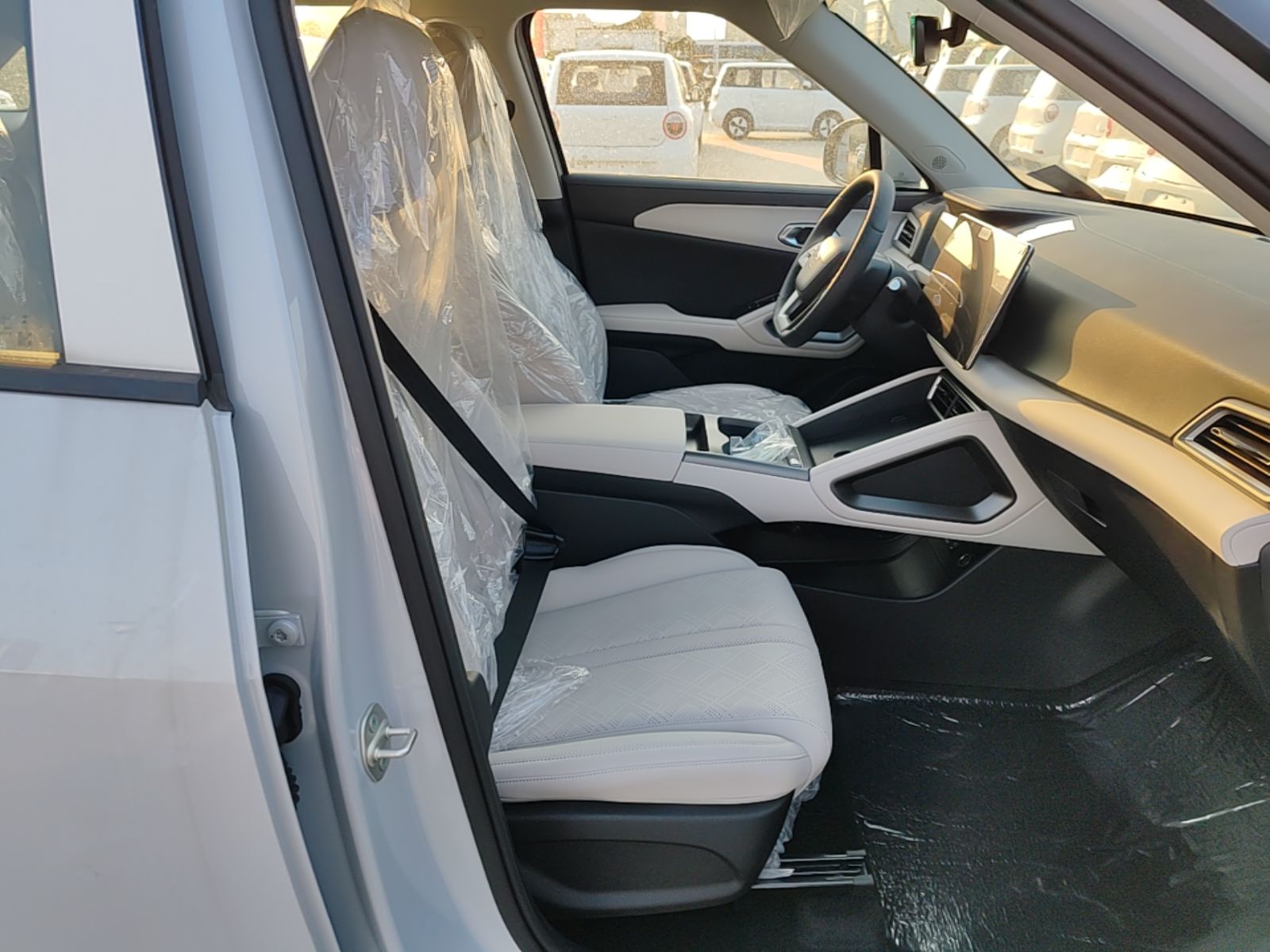 BYD Yuan UP 2025 Intelligent Driving Version 401 KM Dynamic Edition — снимка 19