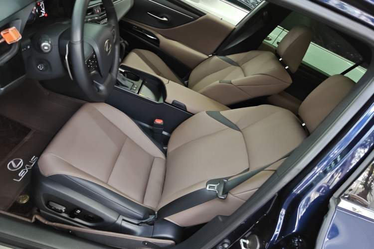 Used Lexus ES 2024 200 Premium Edition