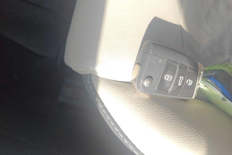 Used Volkswagen Golf 2017 230TSI Automatic Luxury Million-Vehicle Commemorative Edition