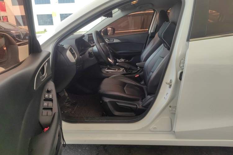 Used Mazda 3 Axela 2017 Sedan 1.5L Automatic Comfort Model Emission Standard China V Left Front Seat