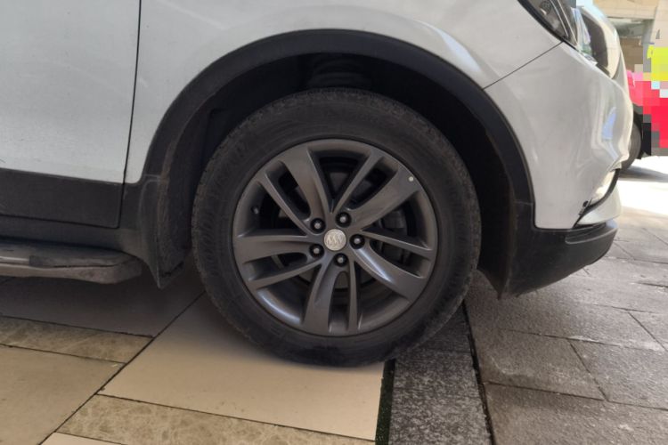 Used Buick Encore 2017 18T Automatic Two-Wheel Drive Urban Fashion Model
