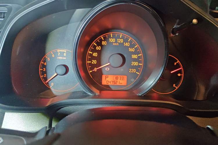 Used Honda Fit 2018 1.5L CVT Comfort Sunroof Version Instrument Cluster