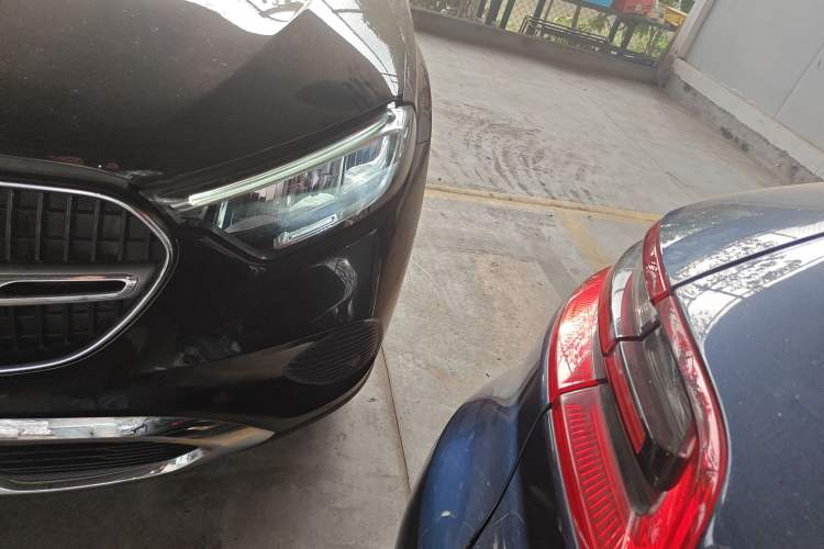 Used Mercedes-Benz GLC 2023 Facelift GLC 260 L 4MATIC Dynamic Version 5 Seats Left Front Headlight