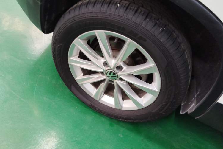 Used Volkswagen Tiguan 2016 300TSI Automatic Two-Wheel Drive Comfort Edition