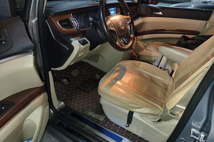 Used Buick GL8 2017 25S Comfort Version China V Standard
