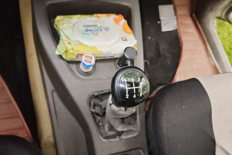 Used Wuling Hongguang 2014 1.5L Standard Version