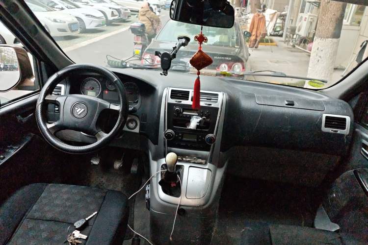 Used Foton Scenic G5 2020 2.0L Long-Wheelbase Flat-Roof 6-Seater Multi-Purpose Passenger Vehicle 1TZS
