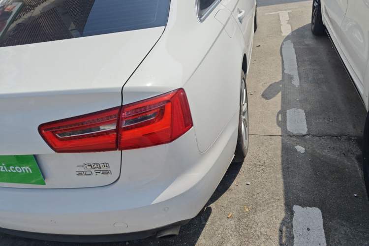 Used Audi A6L 2015 30 FSI Millionth Anniversary Comfort Model Right Rear Taillight