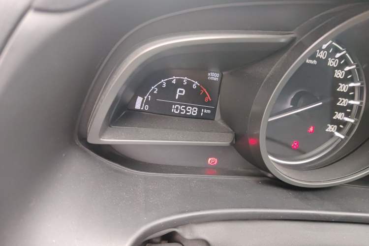 Used Mazda 3 Axela 2017 Sedan 1.5L Automatic Luxury Model Emission Standard China V