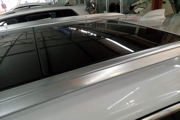 Used Cadillac XT4 2024 Facelift 28T Two-Wheel-Drive Luxury Version Roof