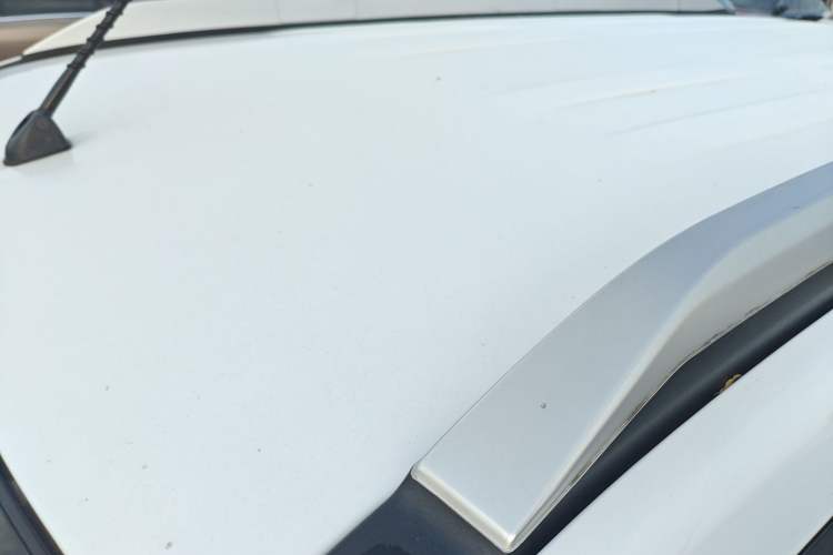 Used Dongfeng Fengdu MX6 2016 2.0L CVT Two-Wheel Drive All-Around Version