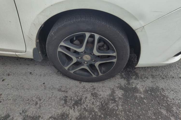 Used BYD G5 2014 1.5TI Manual Luxury Edition