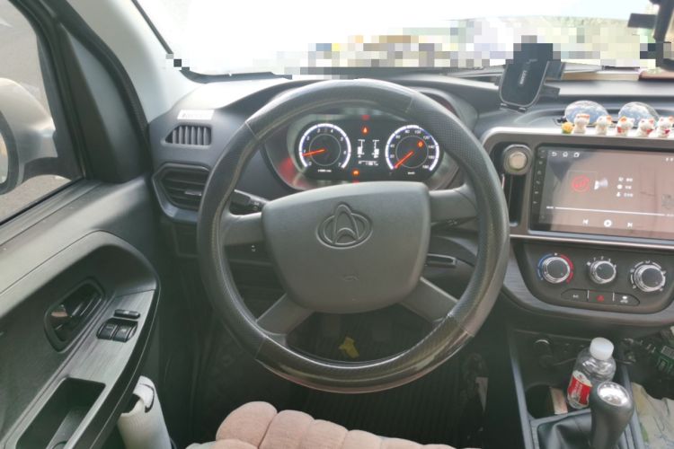 Used CHANGAN KAICHENG Ruixing M60 2023 1.5L GDI Comfort-Class Passenger Vehicle 6/7 Seats Steering Wheel