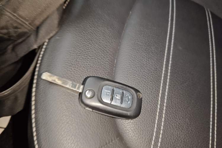 Used smart fortwo 2016 0.9T 66kW Hardtop Pioneer Edition