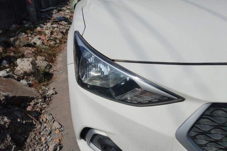 Used Hyundai Celesta 2018 1.6L Automatic GL Enjoyment Version China V Standard