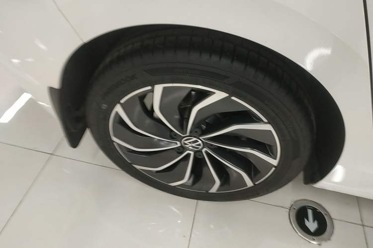 Used Volkswagen Golf 2024 280TSI DSG Pro 50th Anniversary Edition
