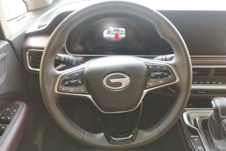 Used GAC Trumpchi M6 2023 PRO 270T DCT Elite Edition Steering Wheel