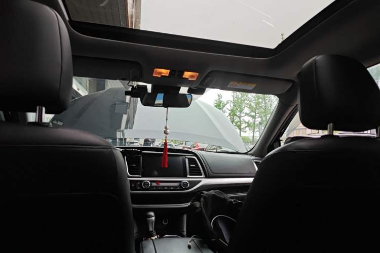 Used Toyota Highlander 2021 2.0T Four-Wheel Drive Luxury Edition 7 Seats Headliner