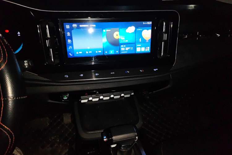 Used Baojun RM-5 2019 1.5T CVT Elite Version with 24-Hour Online Service 6 Seats
