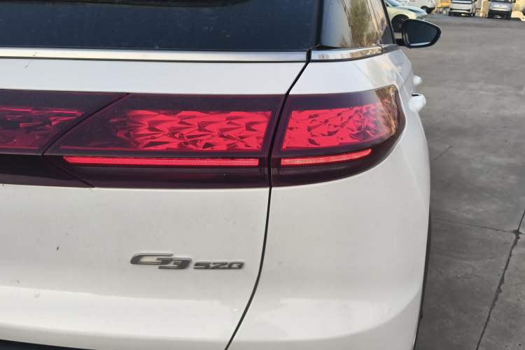 Used XPeng G3 2020 520 Smart Edition Exterior 3