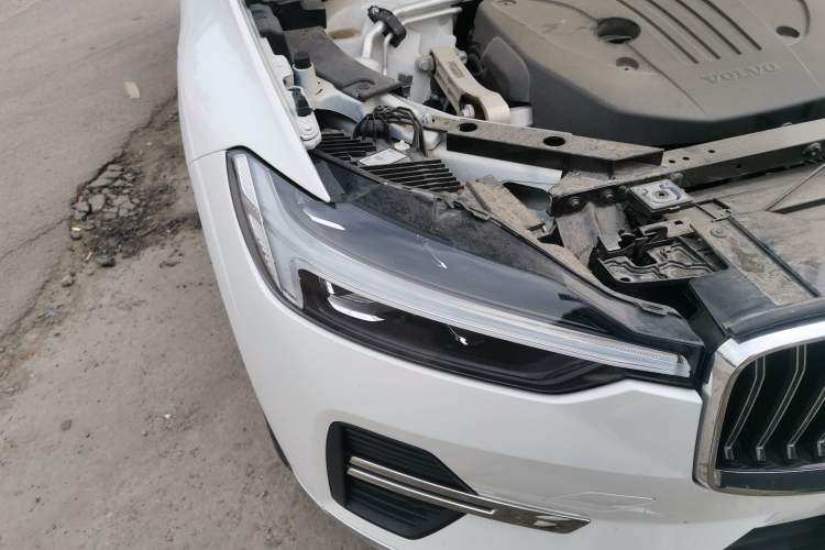 Used Volvo XC60 2024 B5 4x4 Smart Luxury Edition