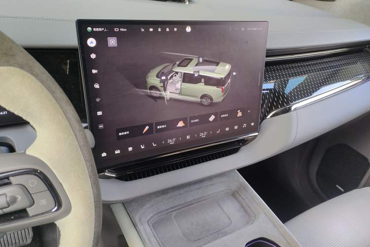 Used Zeekr 009 2024 7-Seater Walk-Through Version Four-Wheel Drive 108 kWh Audio And AC Panel