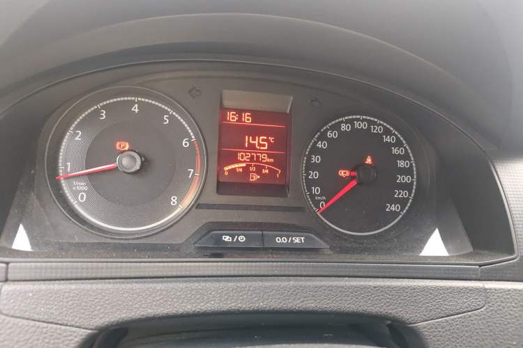 Used Volkswagen Santana 2016 1.6L Manual Fashion Edition