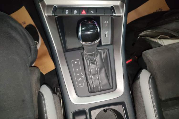 Used Audi Q3 2020 35 TFSI Fashion Dynamic Model
