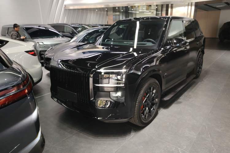 Used Zeekr 9X 2025 Moon Black Edition 70kWh