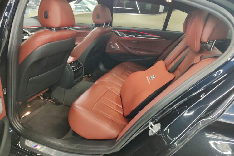 Used BMW 5 Series 2018 Restyled 530Li Leading Edition M Sport Package