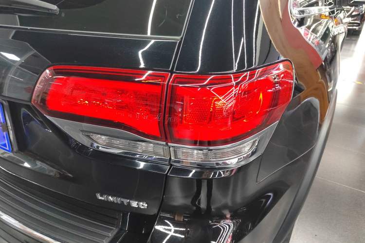 Used Jeep Grand Cherokee 2021 3.0L 80th Anniversary Edition