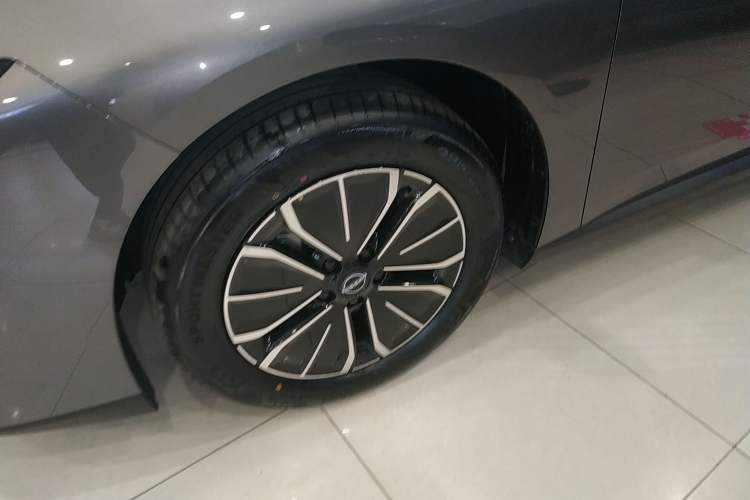 Used Nissan N6 2026 Model 180 Max
